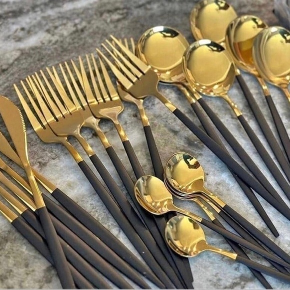 24 piece stainless steel silverware set - Picture 1 of 4